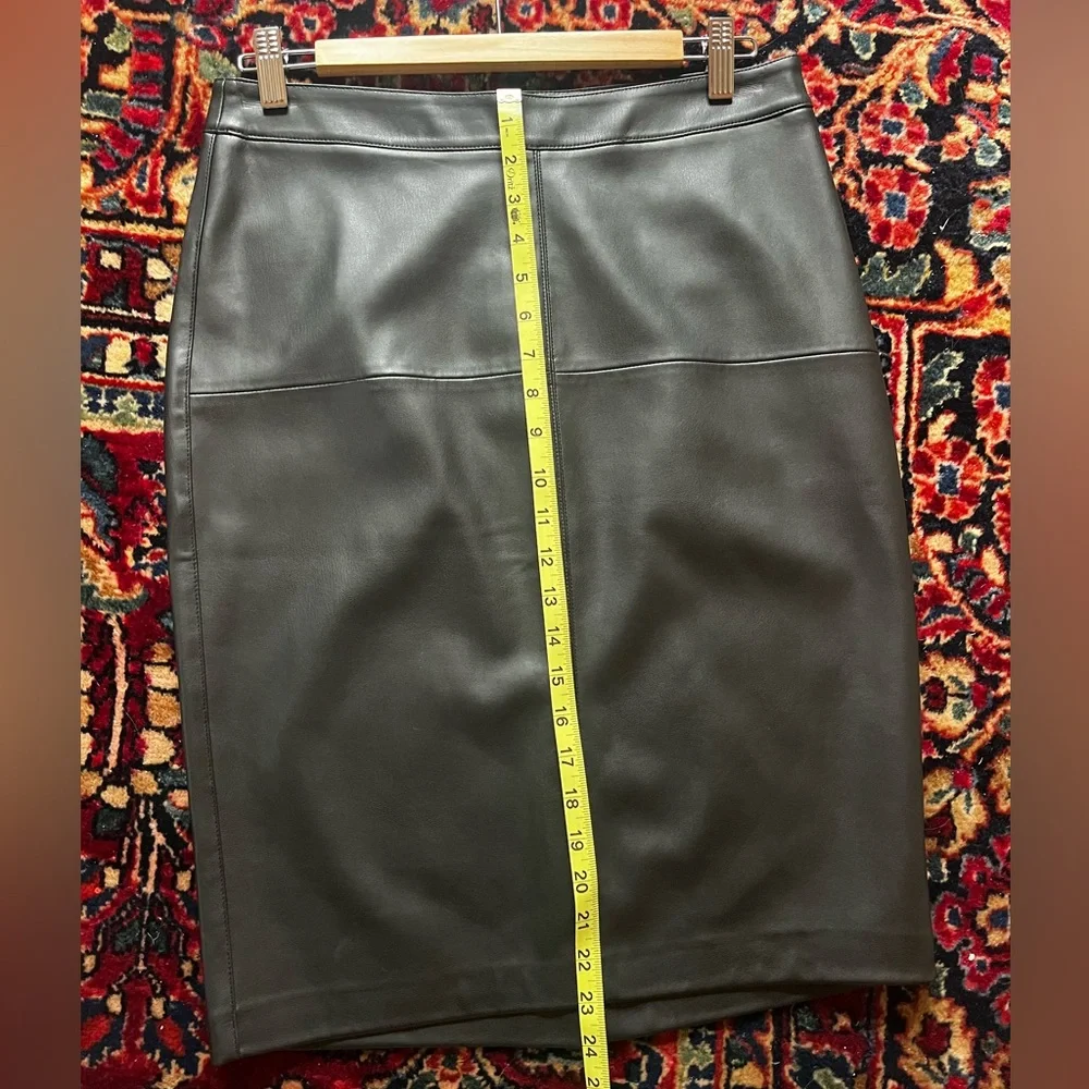 Mango Faux Leather Skirt - never worn! - Picture 4 of 5
